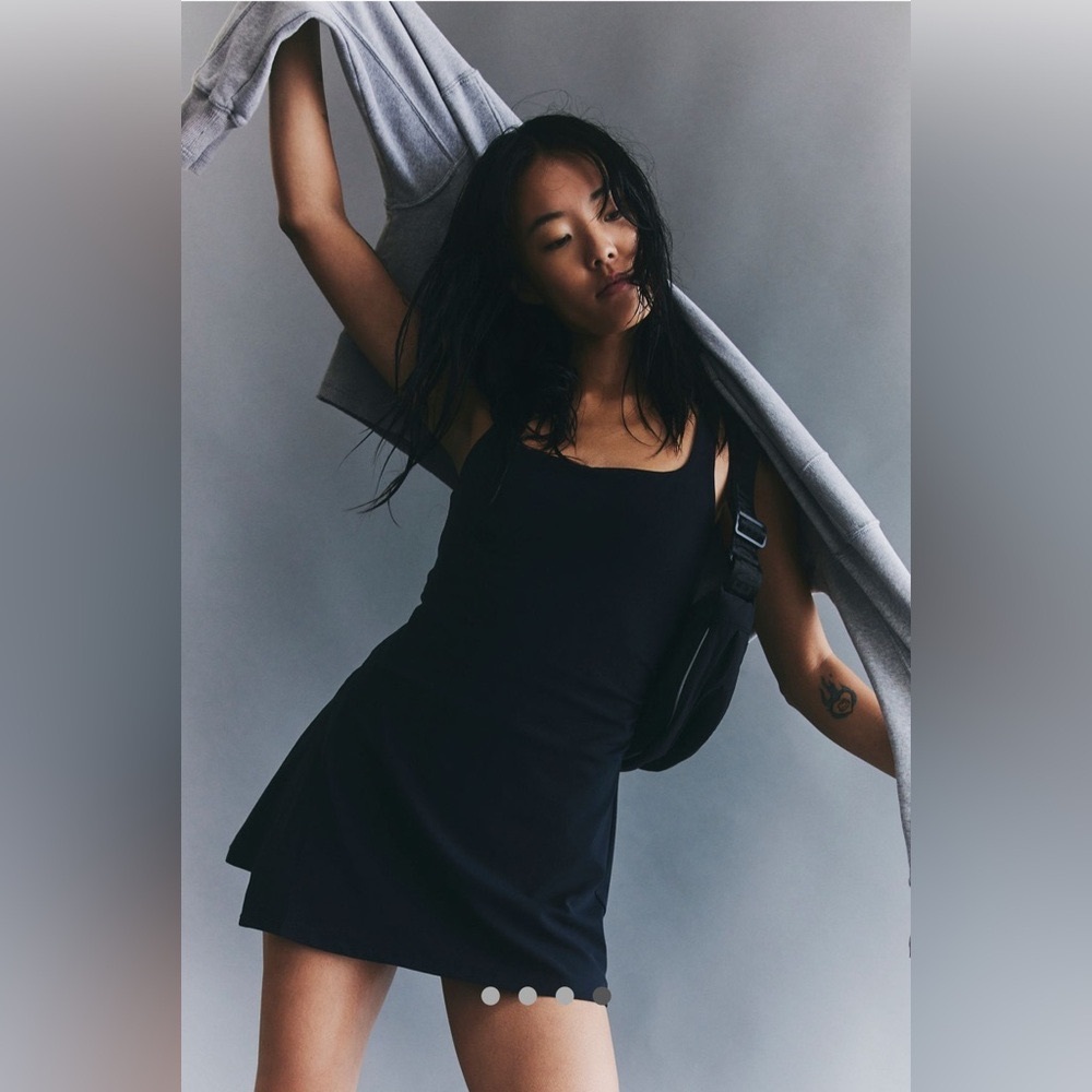 NEVER WORN FREE PEOPLE BLACK TENNIS DRESS CUTOUT IN BACK
